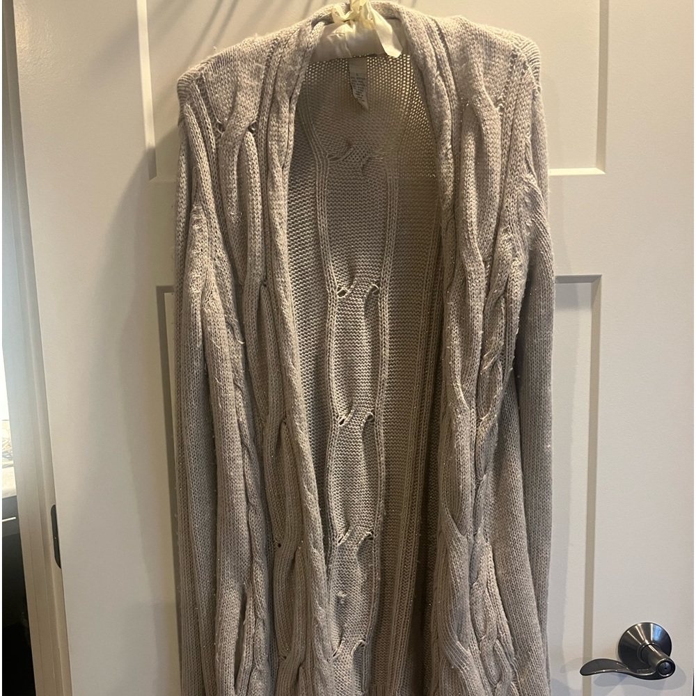 Lucky brand sweater with pockets